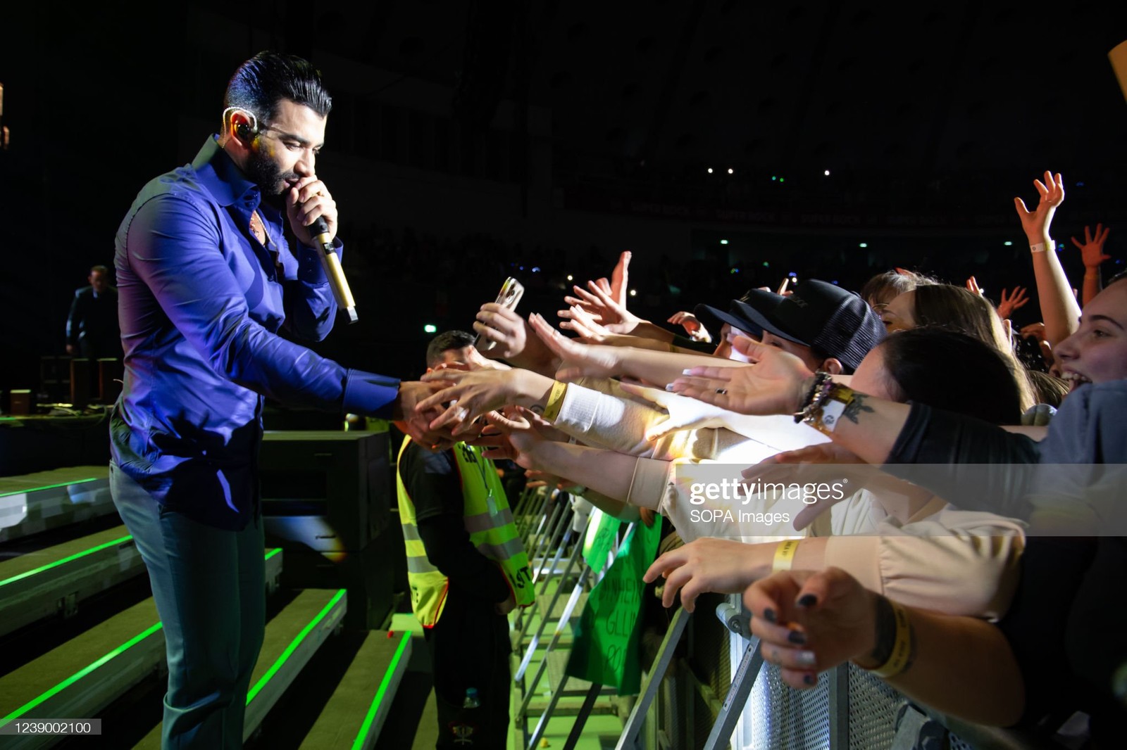 Portugal: o cantor Gusttavo Lima durante show na SuperBock Arena, em Porto.  — Foto: Rita Franca/SOPA Images/LightRocket via Getty Images