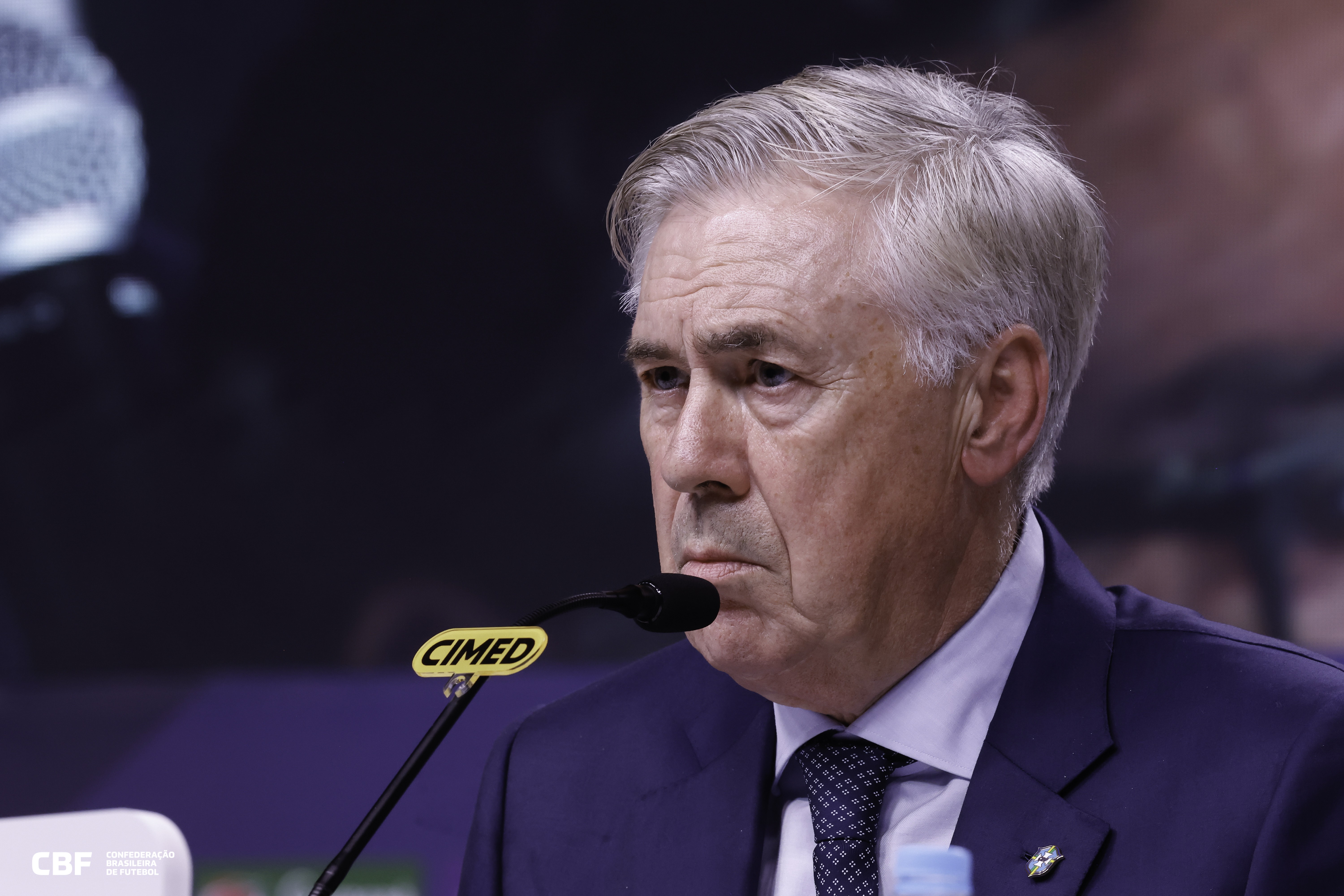 Ancelotti sobre ausências de Neymar e Rodrygo de convocação: 'Se eles quiserem explicações, podem me ligar'