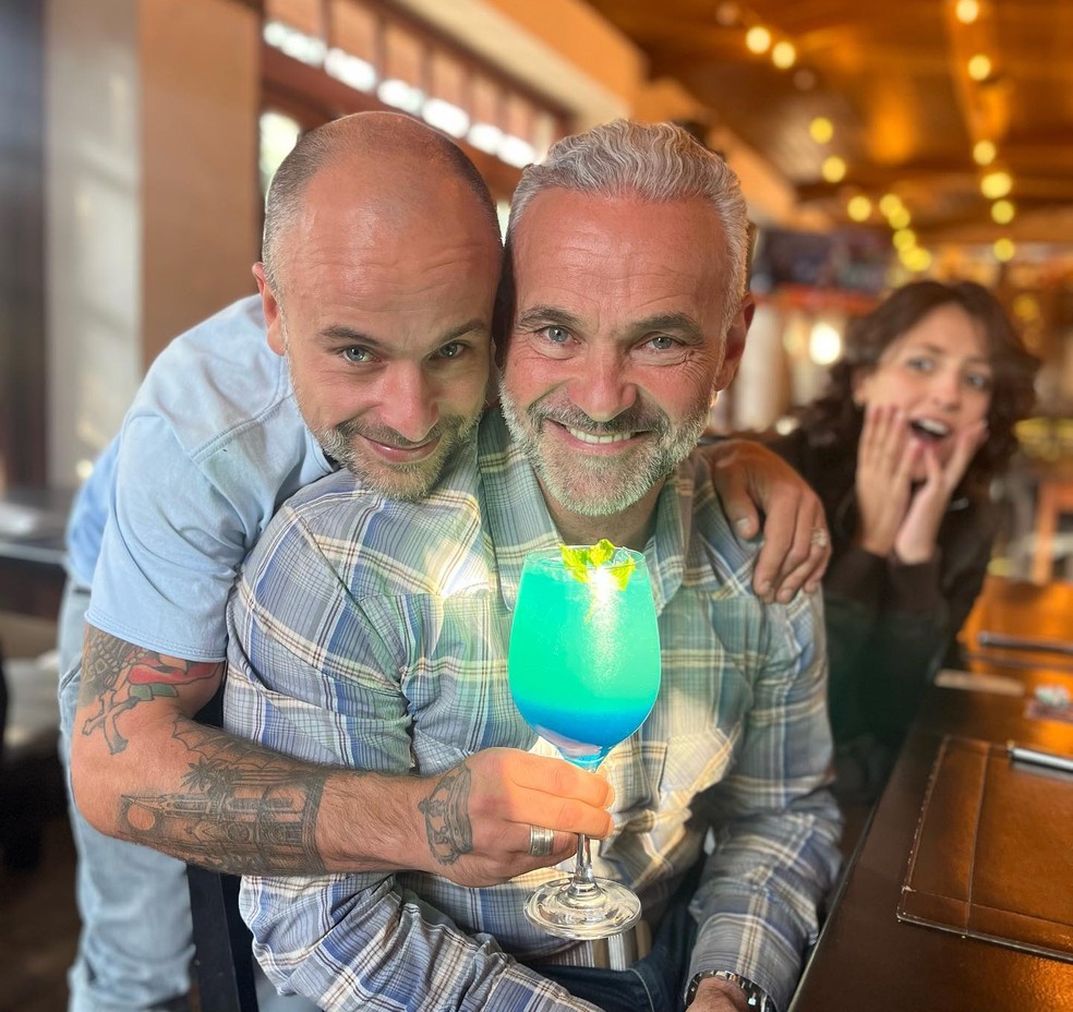 Mateus Carrieri com o filho Kaike — Foto: Reprodução/Instagram