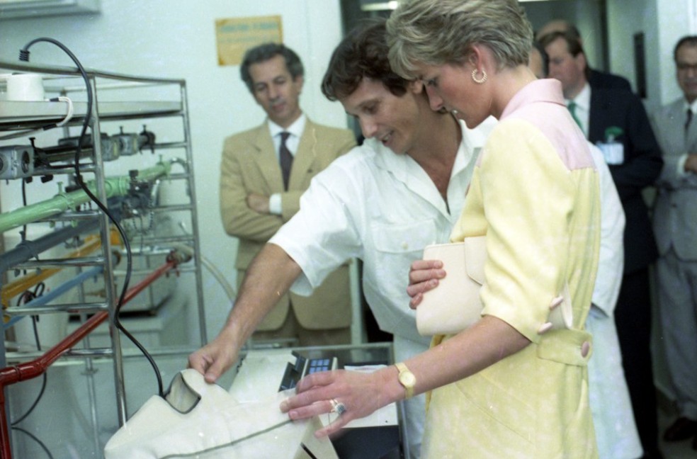 A princesa em visita no Hospital da UFRJ, na Ilha do Fundão — Foto: Guilherme Bastos/Agência O GLOBO