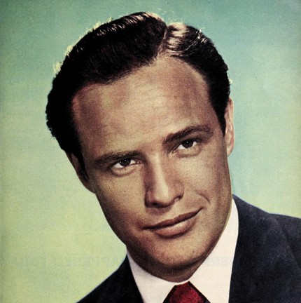 Marlon Brando — Revolucionou a atuação no século XX com naturalidade e profundidade inéditas. Ícone de Sindicato de Ladrões e O Poderoso Chefão. Duas vezes vencedor do Oscar. — Foto: Reprodução