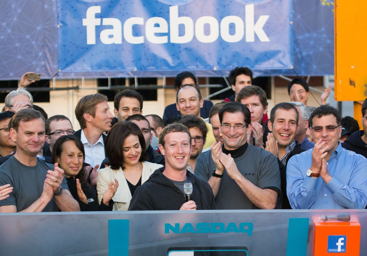 Primeira rede social global, Facebook completa 20 anos