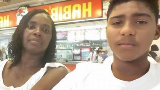 Vizinhos e amigos lamentam assassinato de mãe e filho com golpes de faca em Itaboraí: 'Nunca se envolveram em problemas'
