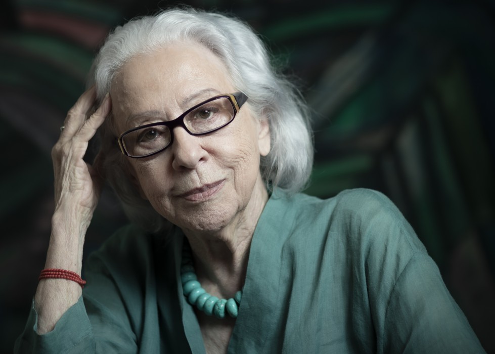 Fernanda Montenegro é autora de dois livros: "Prólogo, ato e epílogo", em que conta suas memórias, e "Fernanda Montenegro: itinerário fotobiográfico", que narra a sua história por meio de fotos de diferentes épocas.. Foto: Divulgação/Leo Martins