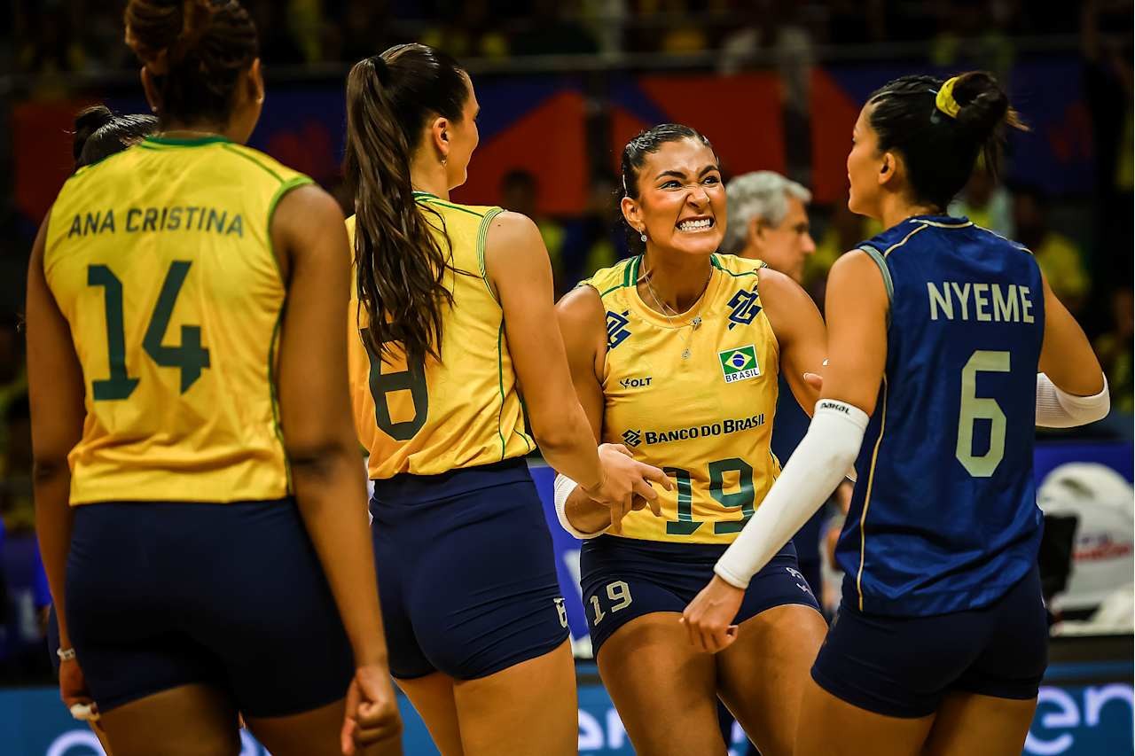 Liga das Nações de Vôlei: Brasil derrota Bulgária e mantém 100%; Itália é próxima adversária
