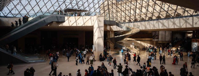 Infiltrações, 'velharias' e material obsoleto deixam Museu do Louvre em alerta — Foto: Dimitar Dilkoff/AFP