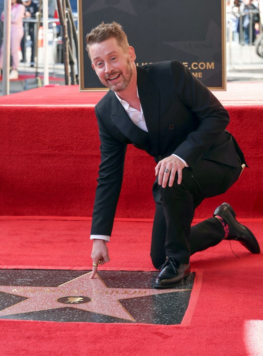 Macaulay Culkin com a estrela na Calçada da Fama — Foto: Amy Sussman /Getty Images via AFP