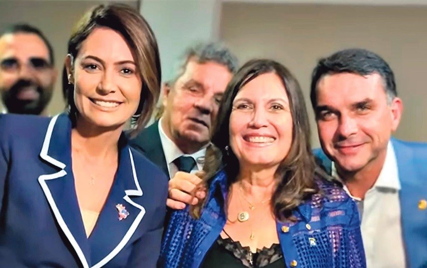 Bia Kicis defende Michelle Bolsonaro para o Senado no DF