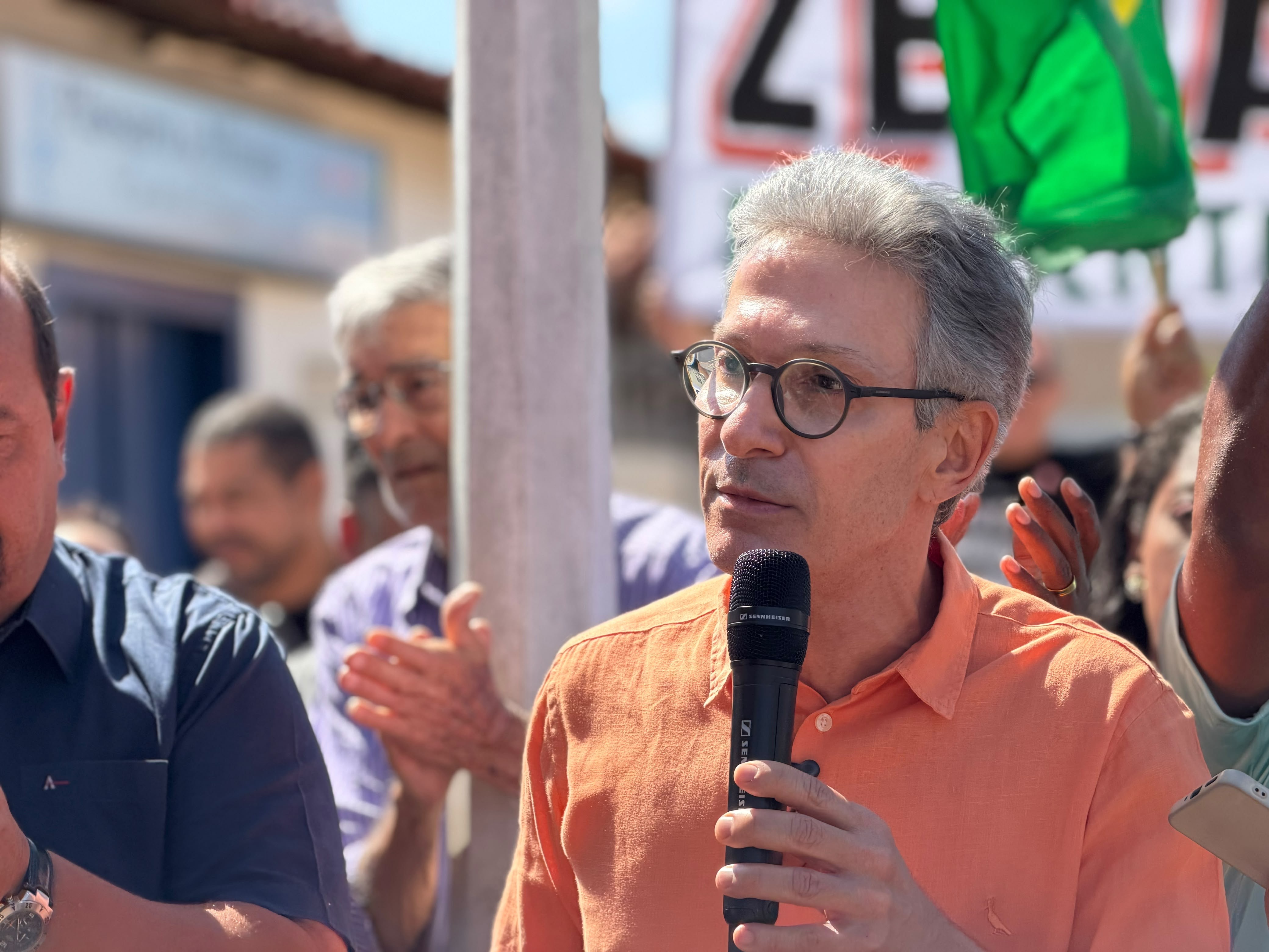 Zema divulga jingle que em que promete 