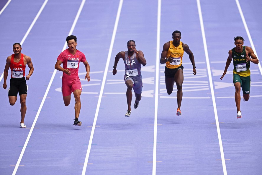 Prova mais nobre do atletismo, 100m rasos tem final neste domingo ainda ...