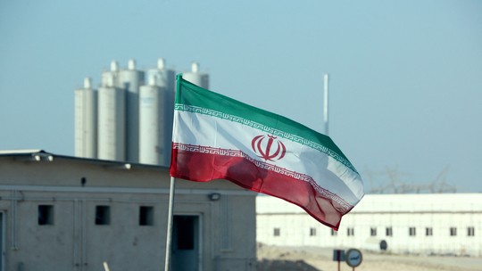 Irã tem 'dúvidas' a respeito das intenções americanas em diálogo sobre programa nuclear, diz ministro iraniano Irã tem 'dúvidas' a respeito das intenções americanas em diálogo sobre programa nuclear, diz ministro iraniano