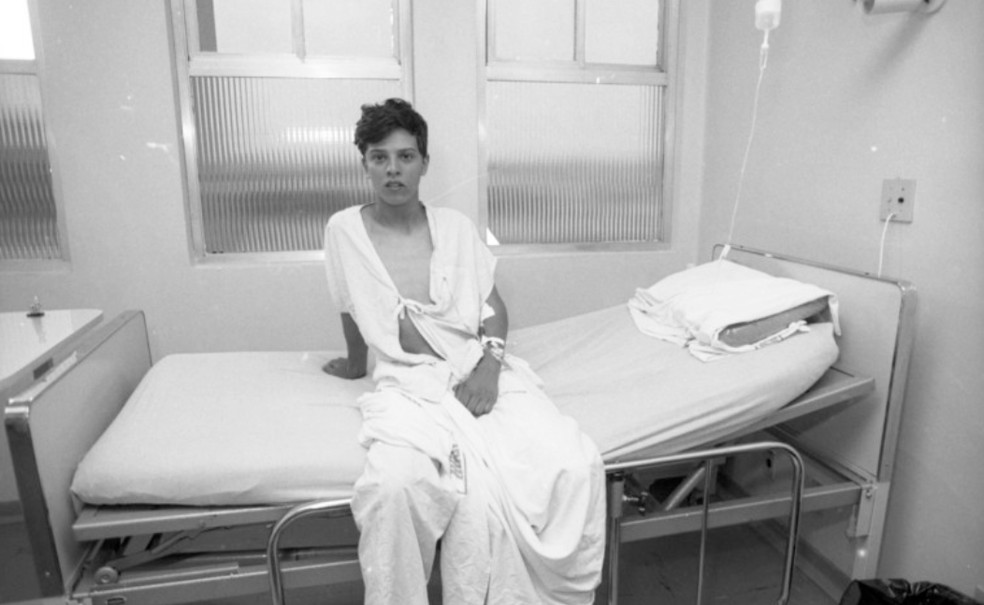 O estudante Marcos Lima se recupera após intoxicação com metanol em drinque — Foto: Wilson Melo/Agência O GLOBO