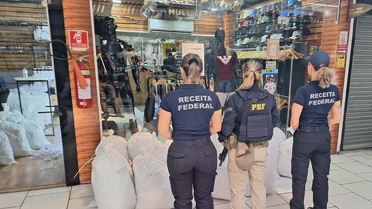 Receita Federal e policiais rodoviários apreendem mais de R$ 11 milhões em produtos falsificados, na Baixada Fluminense 
