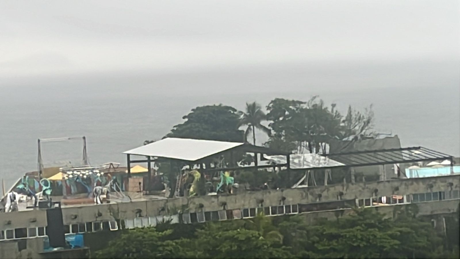 Moradores do Joá acusam clube de promover eventos irregulares e pedem cassação de alvará