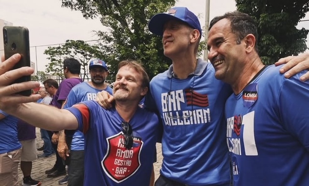 Ricardo Lomba (à direita) com apoiadores de Bap no Flamengo — Foto: Divulgação