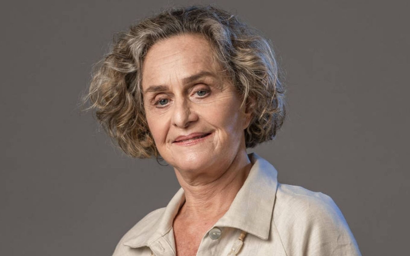 Regina Braga celebra a chegada de 'Senhora dos afogados' ao Rio e fala sobre seu amor de décadas com Drauzio Varella