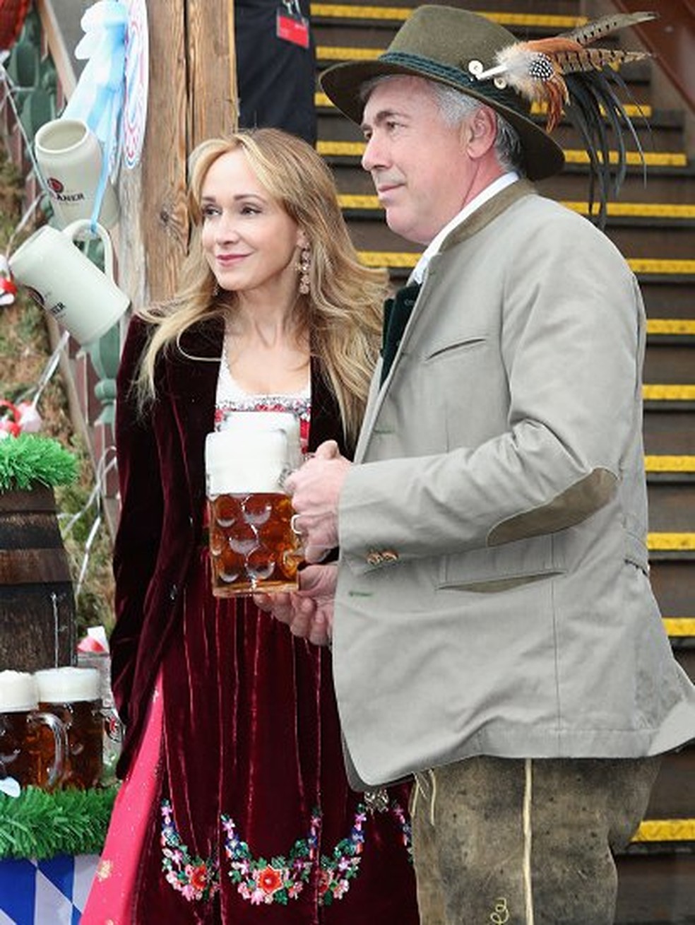Canadense Mariann Barrena McClay com o marido Carlo Ancelotti, em evento do Bayern de Munich — Foto: Reprodução X