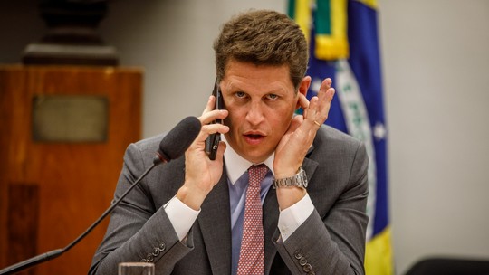 Ricardo Salles: PF de Bolsonaro negou ajuda dos EUA para abrir dados de celular apreendido