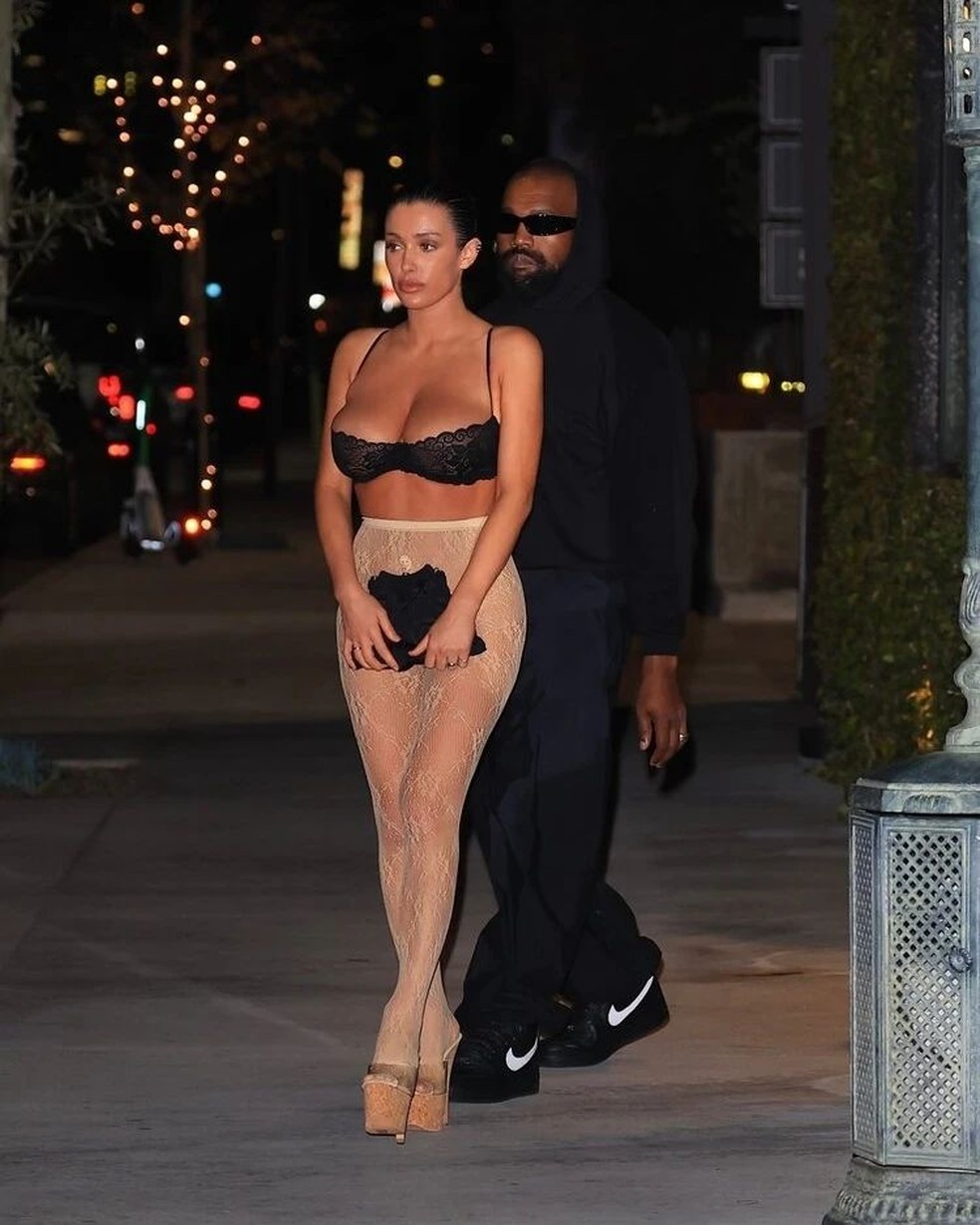 Looks de Bianca Censori, esposa de Kanye West, causam na web — Foto: Instagram (@biancacesori)