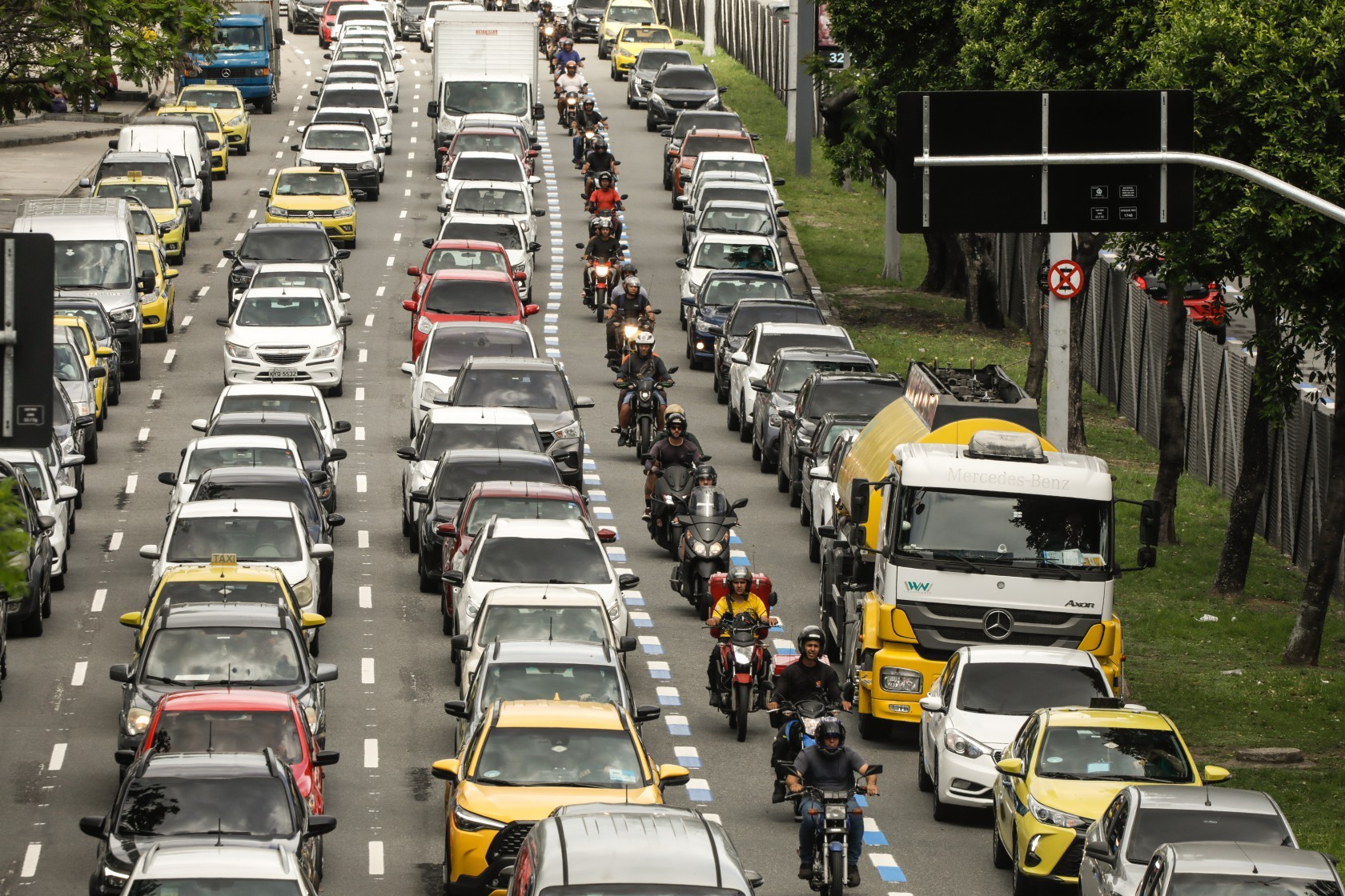 Ar mais limpo no Rio: estudo aponta queda de 60% de alguns poluentes ...
