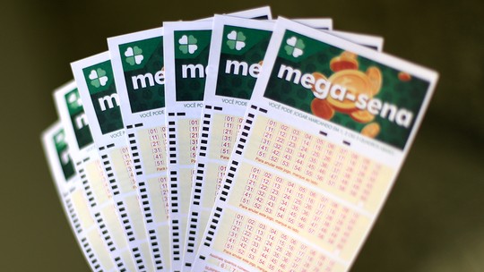 Mega-Sena sorteia prêmio de R$ 95,9 milhões nesta quinta-feira; confira os números