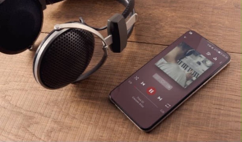 A música está ficando previsível? Veja como o algoritmo pode influenciar o que ouvimos - QTU Questões do Universo