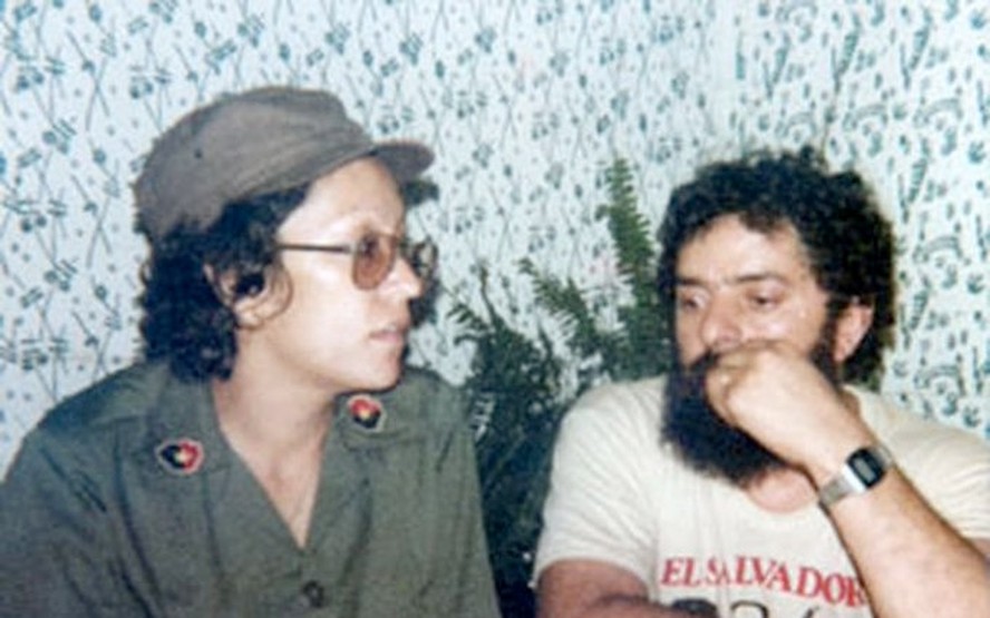 Em julho de 1980, Mônica esteve no Brasil para convidar Lula e Frei Betto a comemorar o primeiro ano da Revolução Sandinista