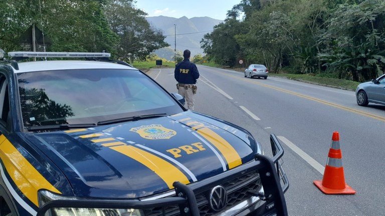 As propostas e cobranças dos policiais rodoviários federais aos presidenciáveis - QTU Questões do Universo