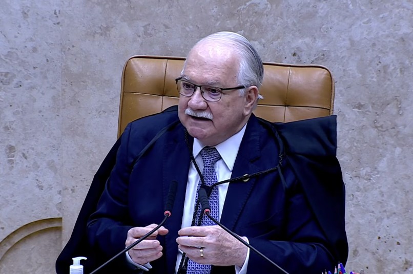 Discussão entre Fachin e Dino, suspeições e silêncio no plenário marcam primeira hora de sessão sob tensão no STF - Foto