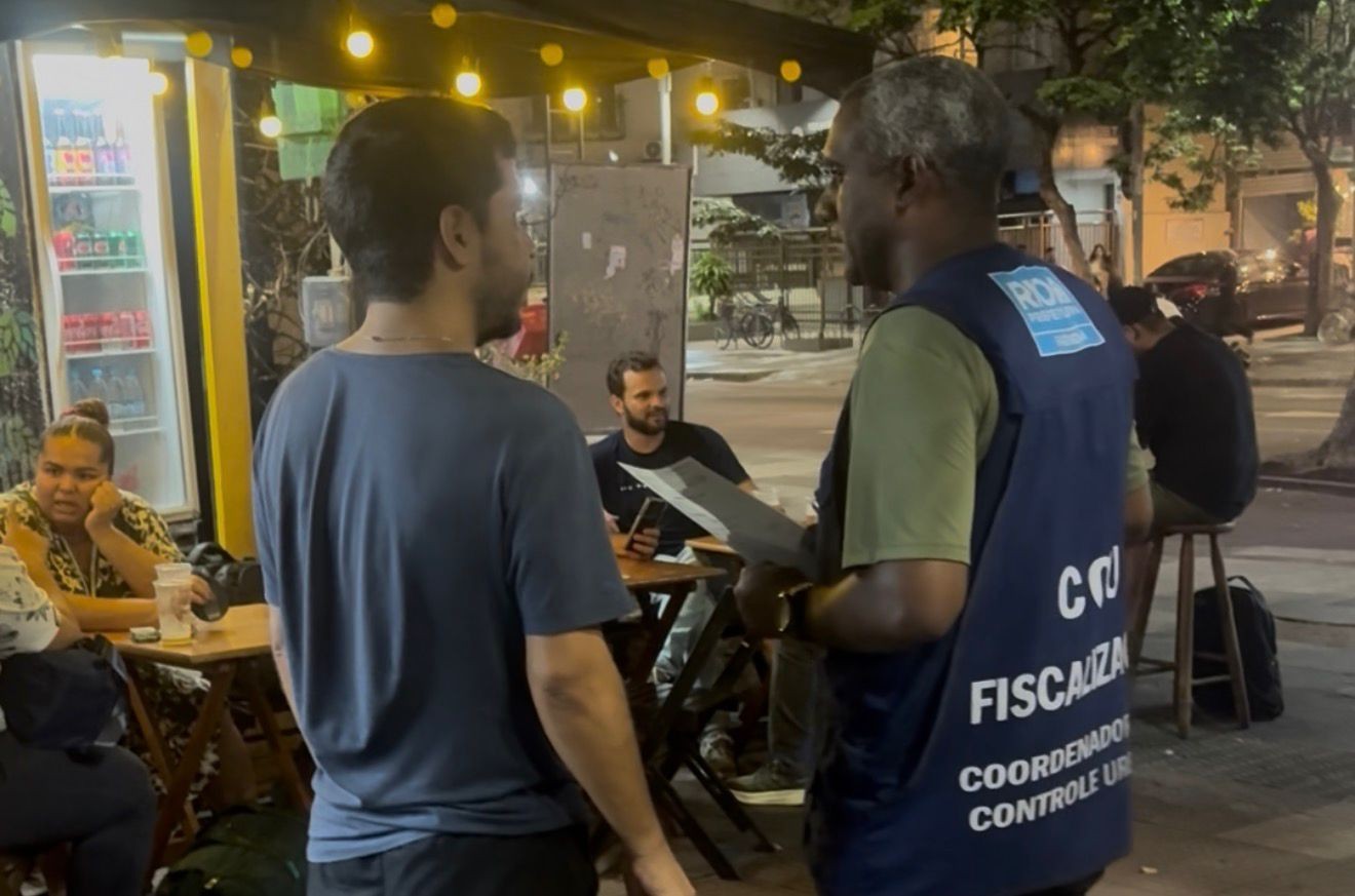 Bares de Botafogo são alvo de operação e somam R$ 35 mil em multas
