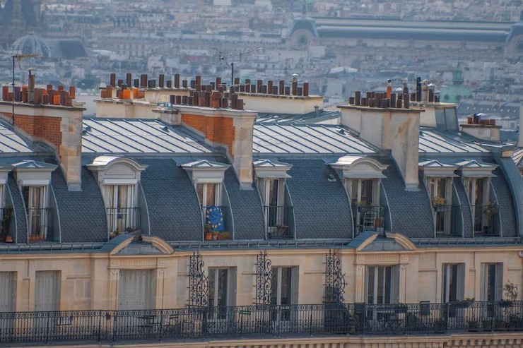 Por que o Rio destrói o que Paris preserva