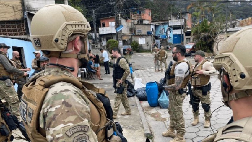 Criança de 4 anos morre em confronto policial na Baixada Santista