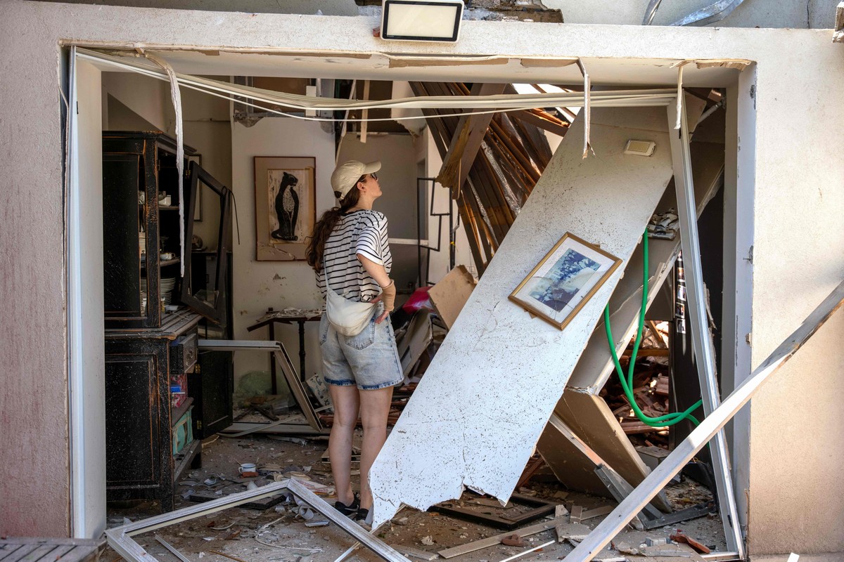 Em primeira reação após ataques dos EUA, Irã lança mísseis contra Israel e deixa ao menos 23 feridos; vídeo