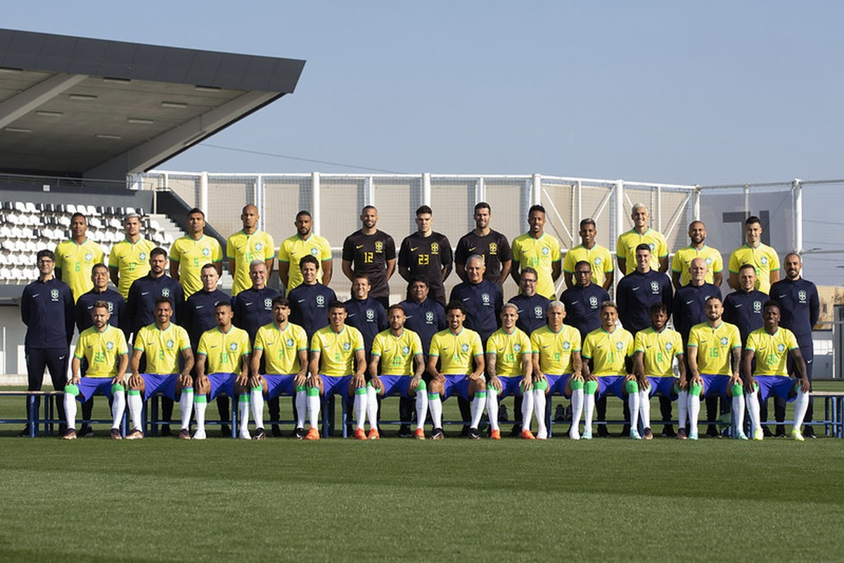 CBF divulga foto oficial da seleção brasileira para a Copa; veja