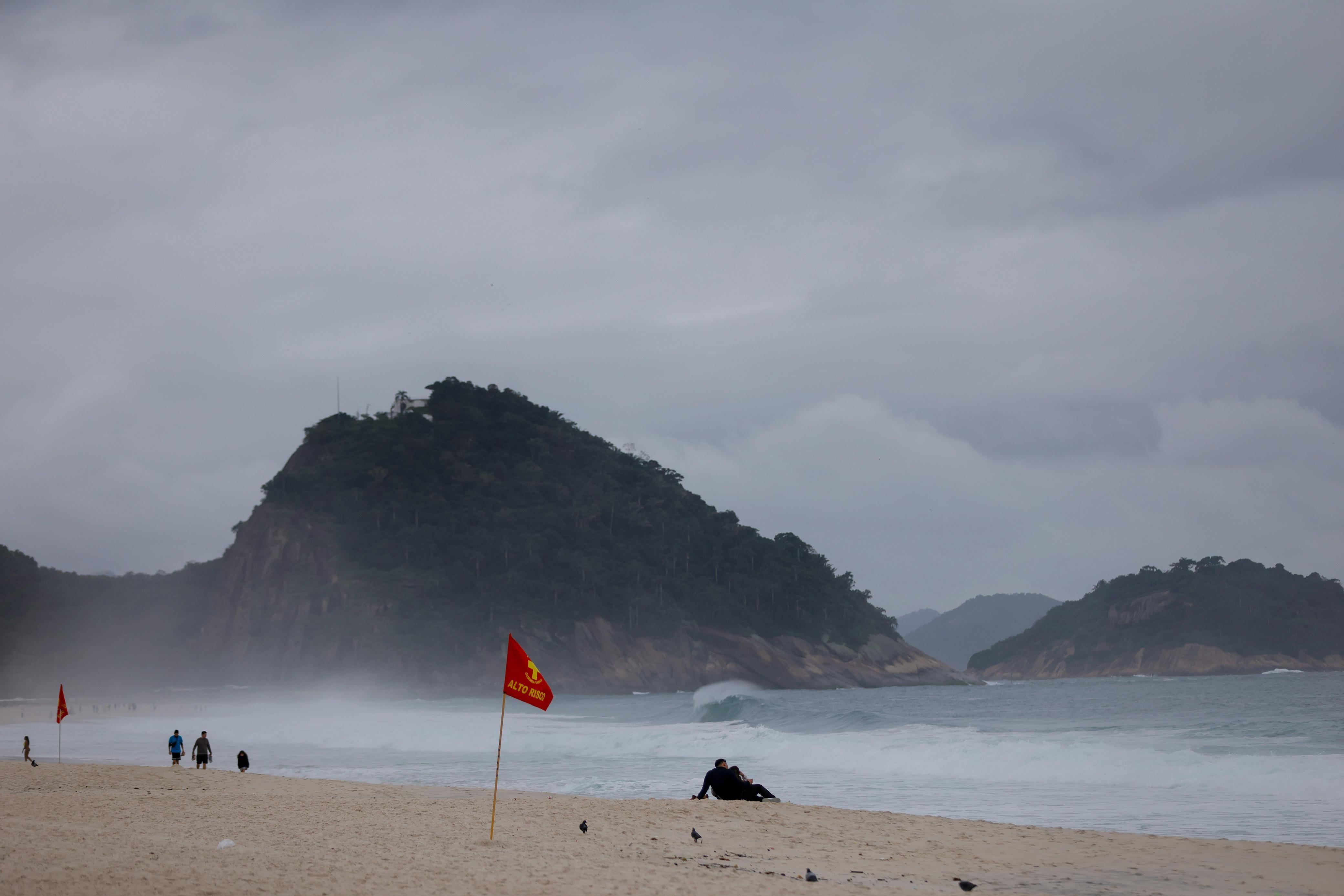 Tempo melhora no Rio e torcedores não devem enfrentar chuva durante jogo do Brasil x Noruega