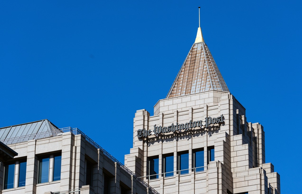 FBI faz buscas na casa de jornalista do Washington Post que cobriu esfor&ccedil;o do governo para demitir funcion&aacute;rios federais