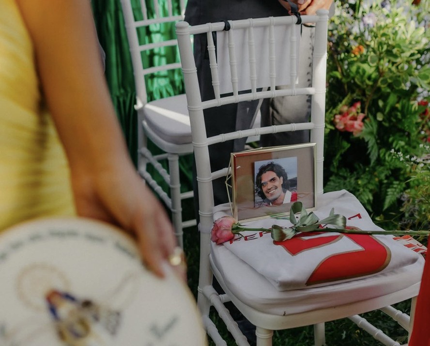 Ídolo do Internacional, Fernandão é homenageado pelo filho em casamento
