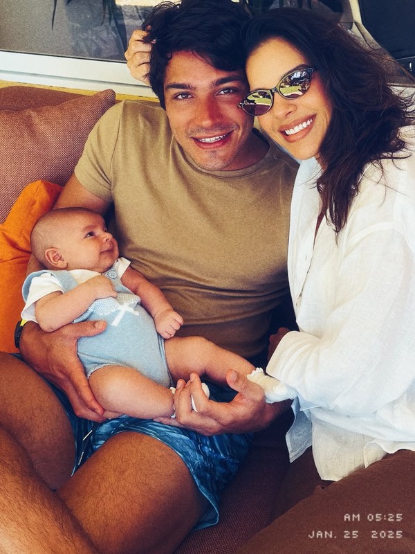 Primeiras fotos do filho de Mariana Rios viralizam por semelhança com a ...