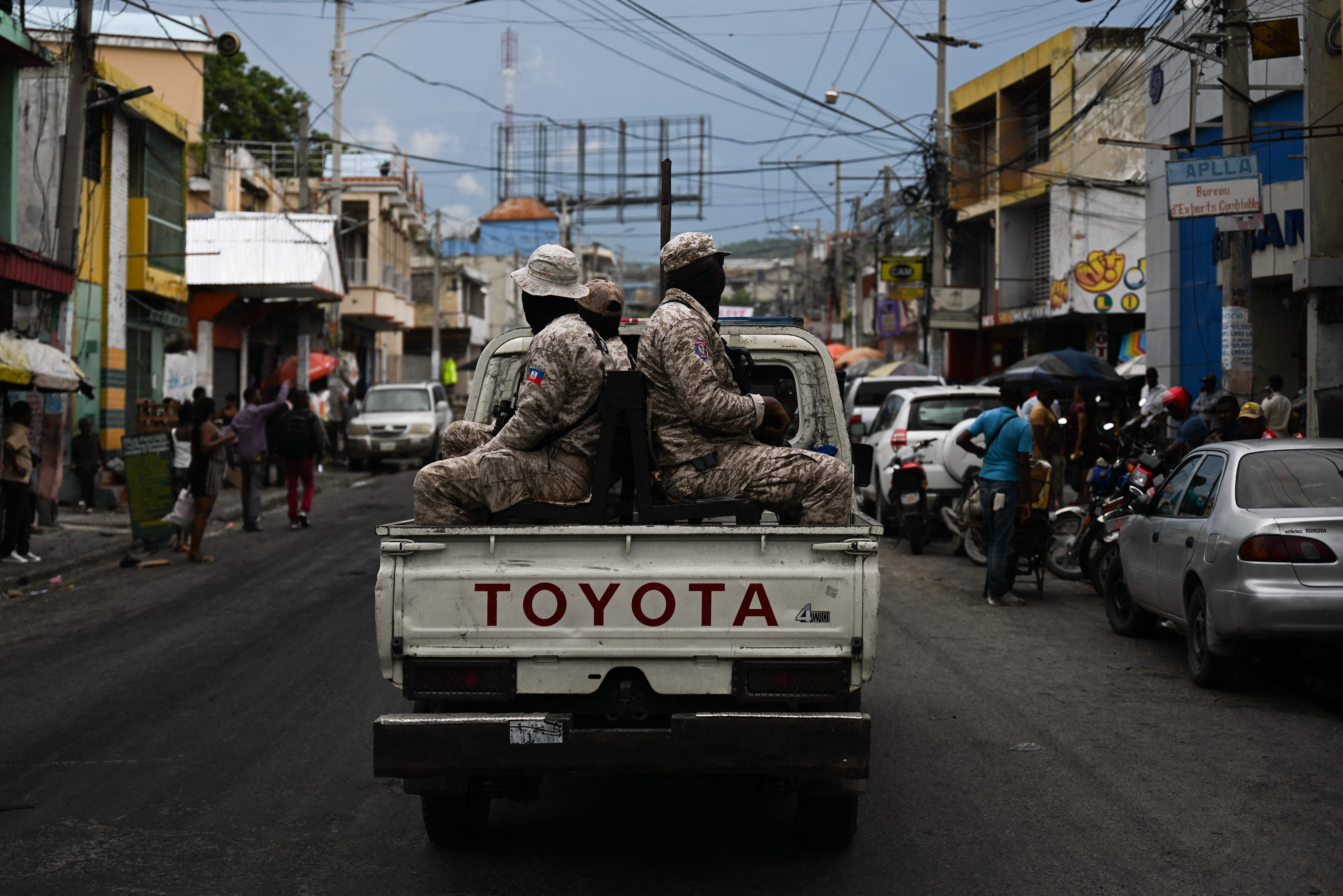Cinco anos após assassinato de presidente, Haiti marca eleições para 2027, as primeiras em mais de uma década