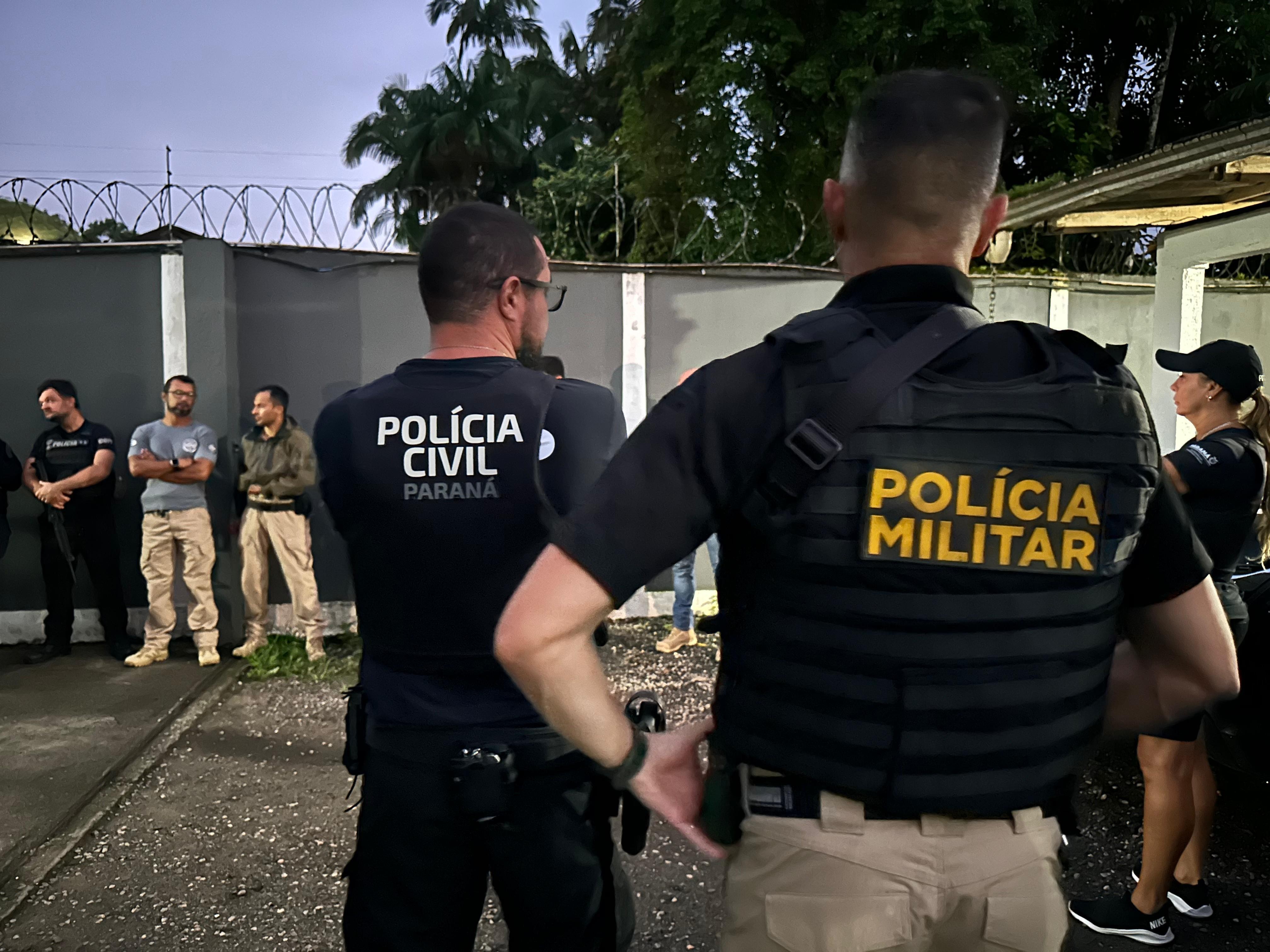 Mãe presa por planejar morte de servidora após filho denunciar
