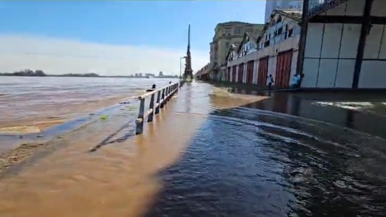Rio Guaíba (RS) ultrapassa nível de alerta e corre risco de inundação