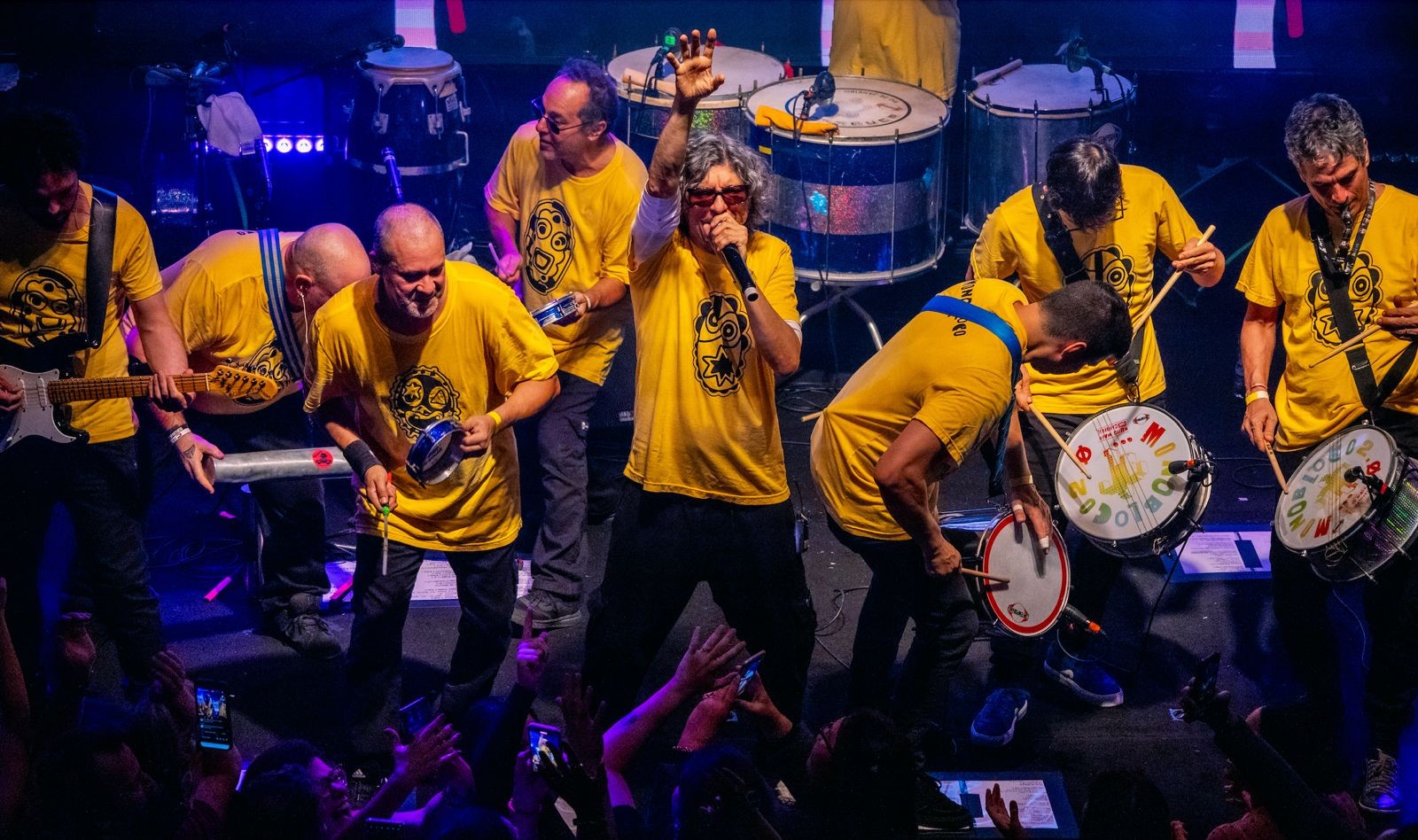 Brava Arena Jockey recebe Baile da Música Brasileira com oito noites gratuitas comandadas pelo Monobloco - QTU Questões do Universo