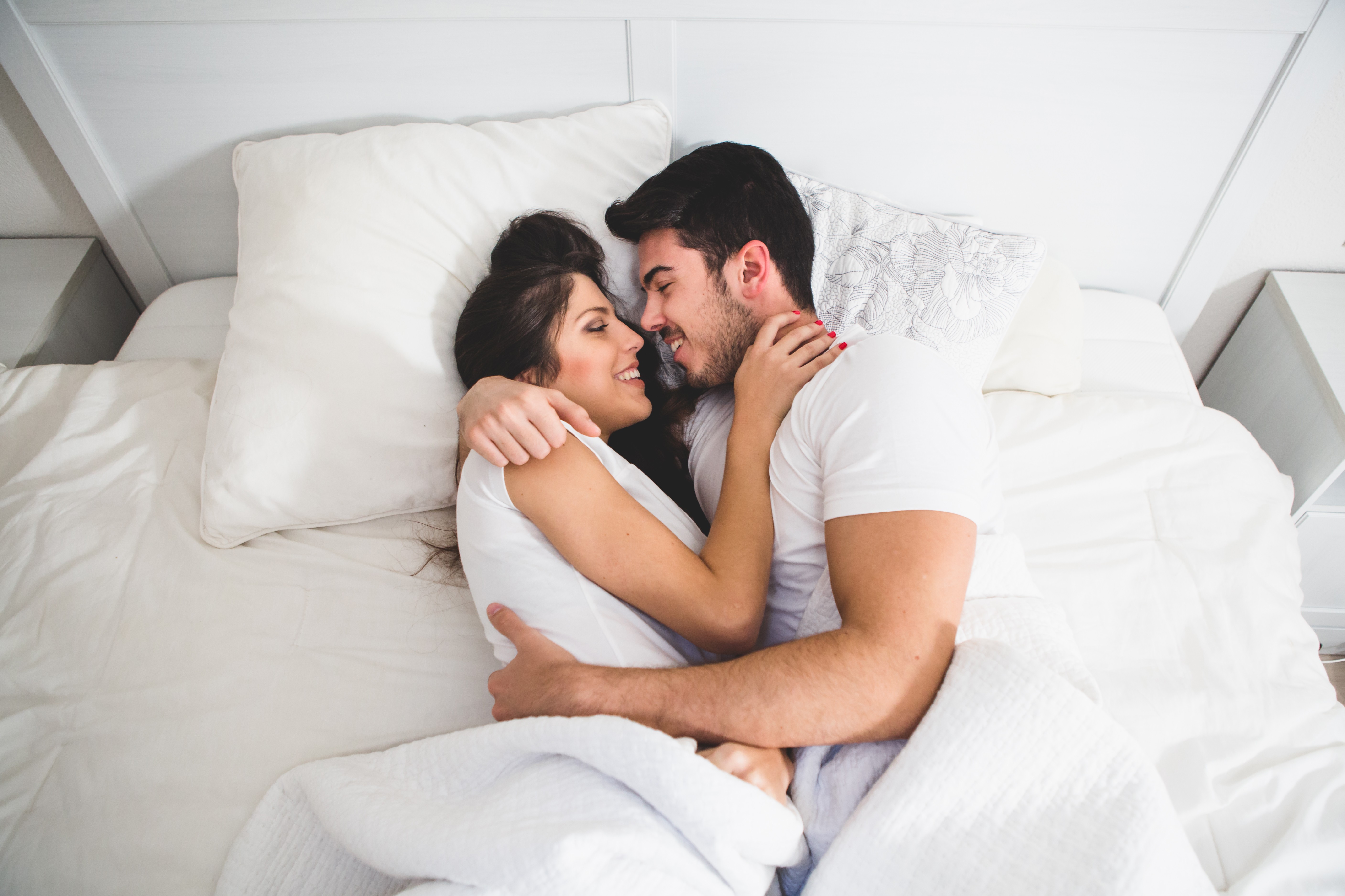 Desejo Sexual: Homens Sentem Mais ou Mulheres? Especialistas Explicam