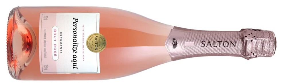 O espumante Salton Brut Rosé, com rótulo personalizado — Foto: Divulgação