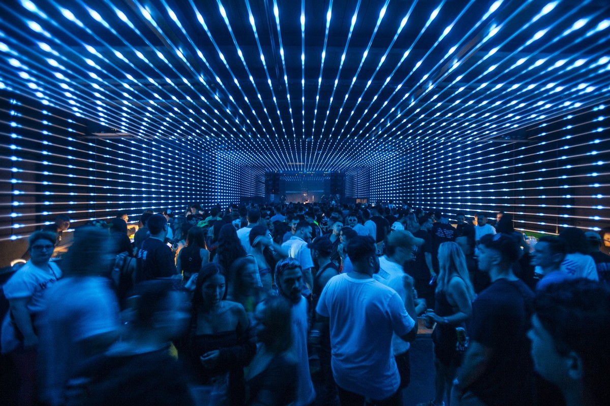 Imagem ilustrativa de "Professor da Berklee afirma que IA transforma a música como nunca antes"