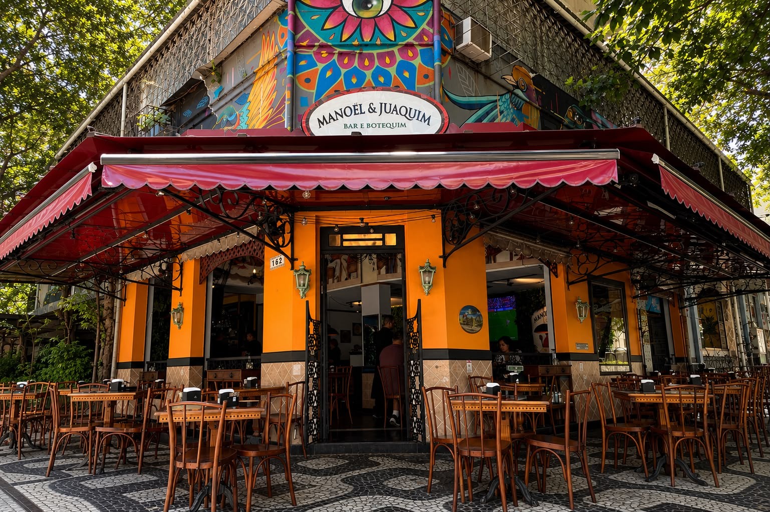 Tim-tim: Manoel & Juaquim de Ipanema convida clientes para seu aniversário de 25 anos