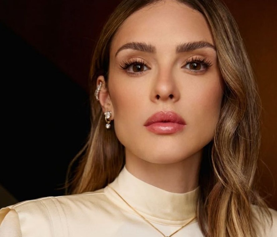 isabelle-drummond-fala-sobre-o-retorno-s-novelas-em-cora-o-acelerado