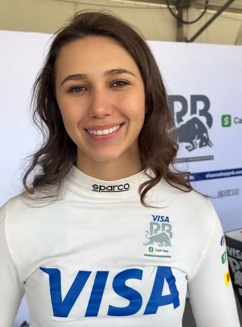 'Lively' para a corrida 2, diz Rafaela Ferreira após o quinto na estréia - Foto: Playback / Instagram