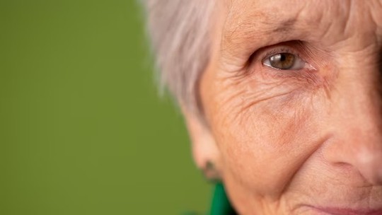 'Estava ansiosa pelos meus 90 anos, tenho menos lutas, mais paz': como mudar a mentalidade sobre o envelhecimento