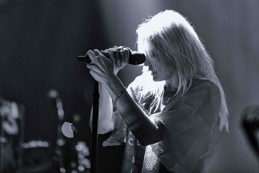Emily Armstrong, vocalista do Linkin Park, em show — Foto: Divulgação